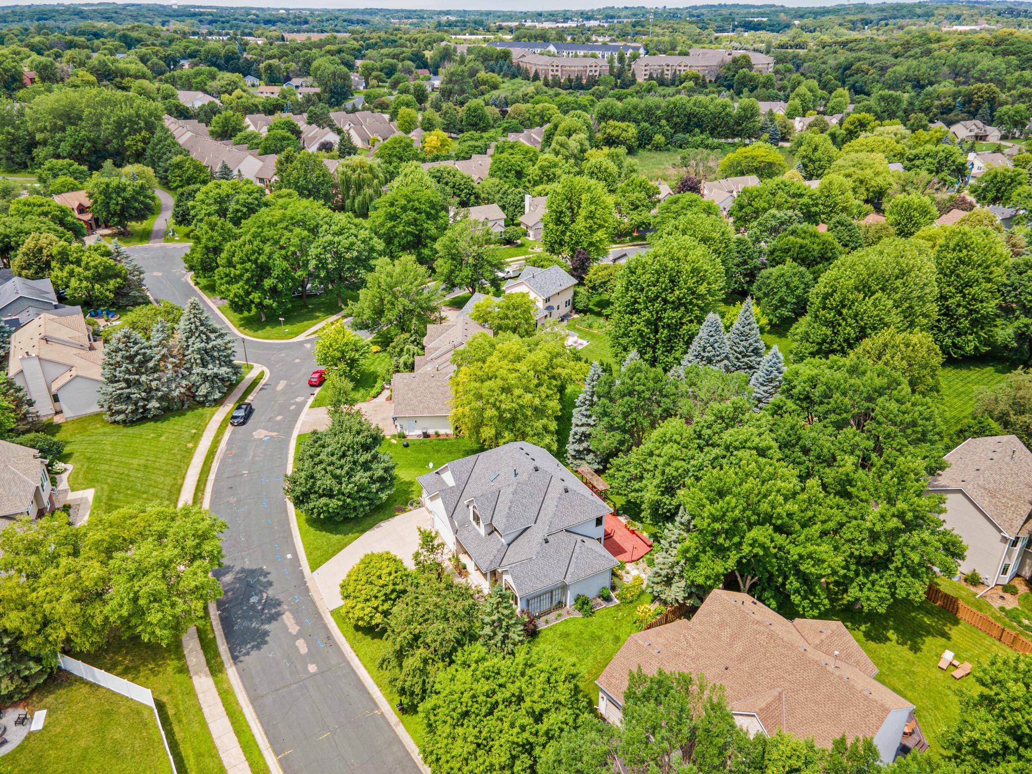 035_View of Neighborhood.jpg