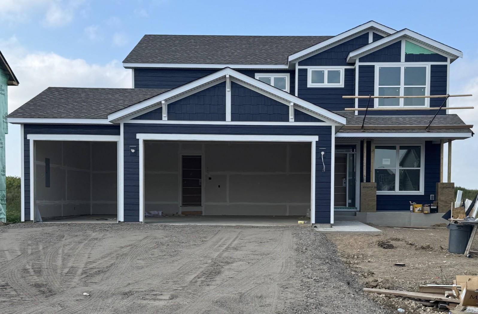 7130813