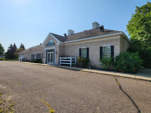 7300 42nd Avenue N, New Hope, MN 55427