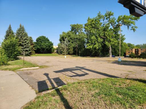 7300 42nd Avenue N, New Hope, MN 55427