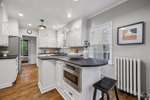 2817 Brookwood Terrace, Minneapolis, MN 55410