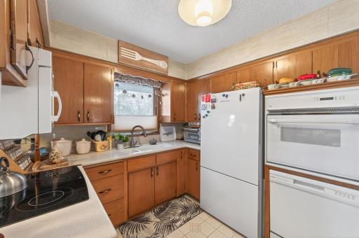 7398 Tempo Terrace NE, Fridley, MN 55432