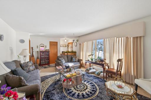7398 Tempo Terrace NE, Fridley, MN 55432
