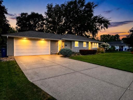 Photo for 10118 Park Avenue S, Bloomington, MN 55420 - listing #7130855 10118 Park Avenue S, Bloomington, MN 55420