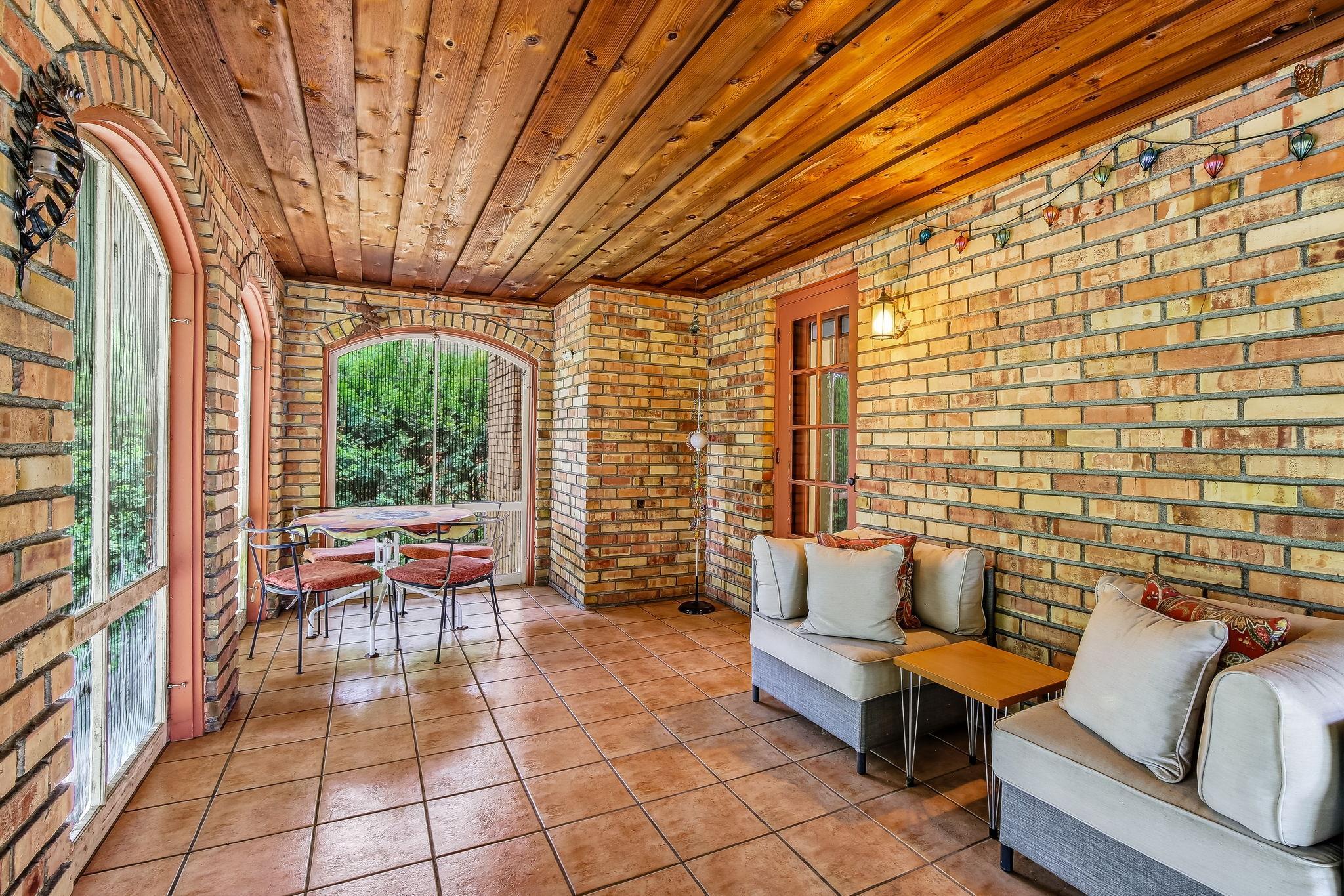 Screen Porch