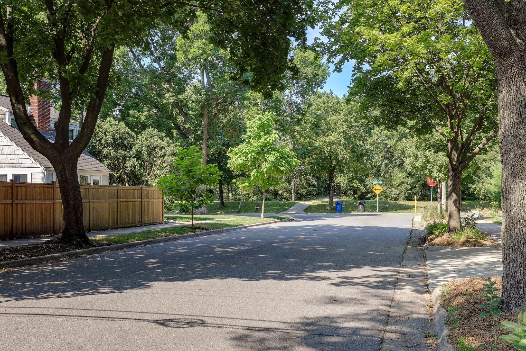 1/2 a block to Minnehaha Creek