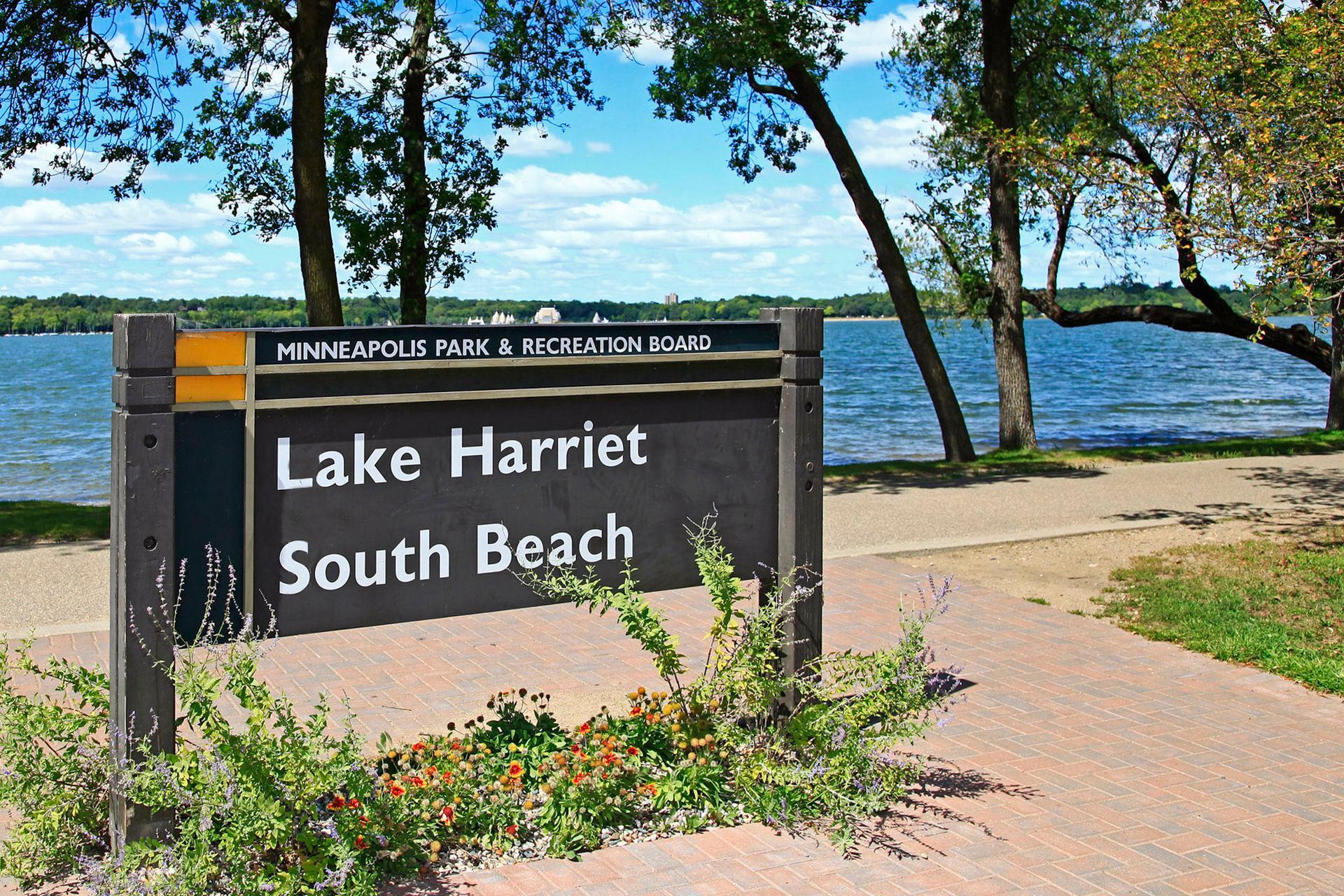 4 Blocks from Lake Harriet