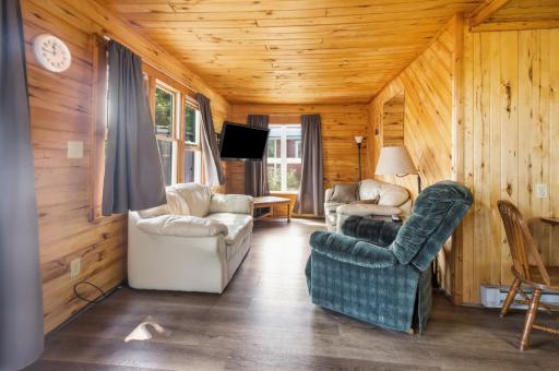 rental cabin.jpg