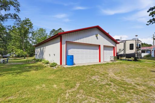 Large garage for extra storage