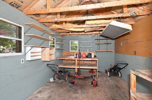 405 N 58th Avenue W, Duluth, MN 55807