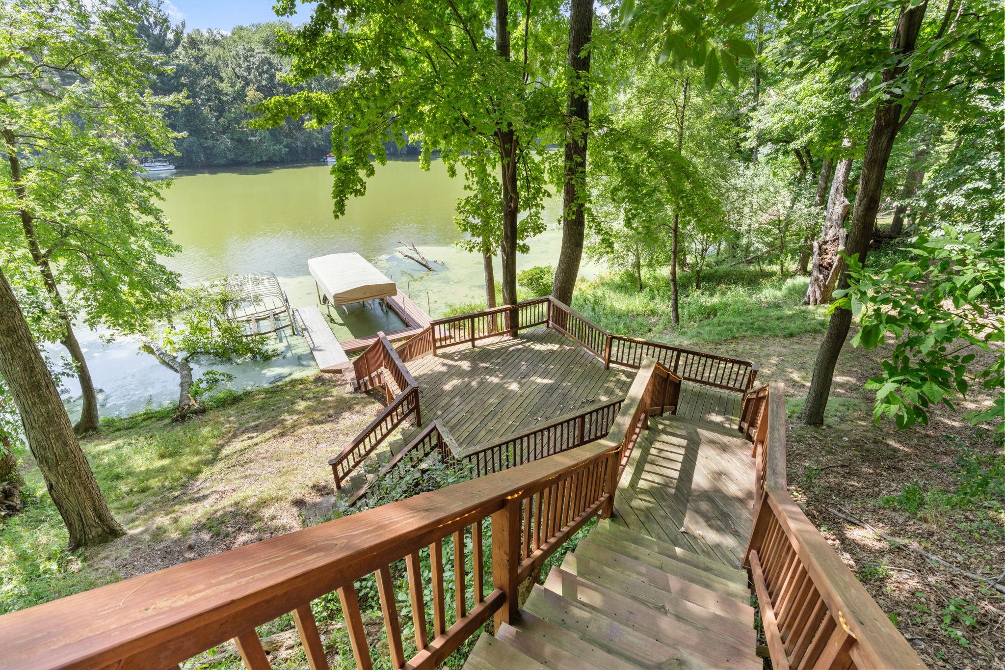 A second lower deck to be closer to the water