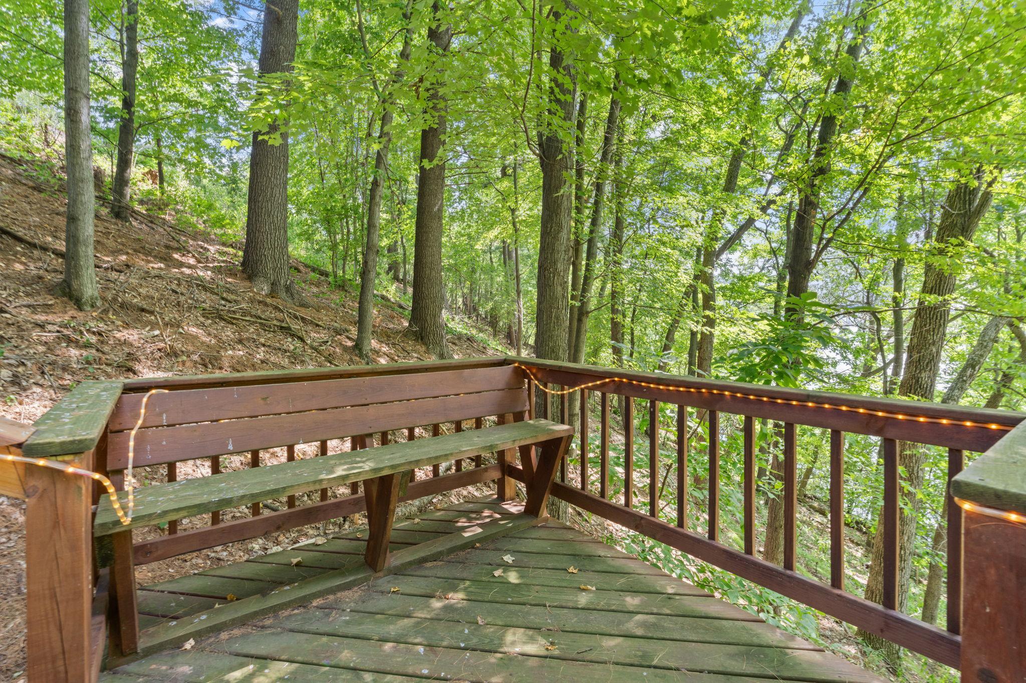 A second bench along the way!