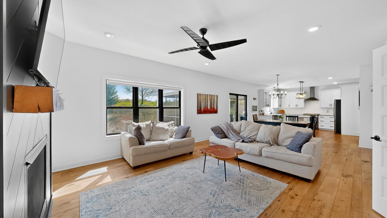 6 bed 4 bath home for sale in Somerby Golf Community 1702 Ancaster Dr NE Byron MN 55920