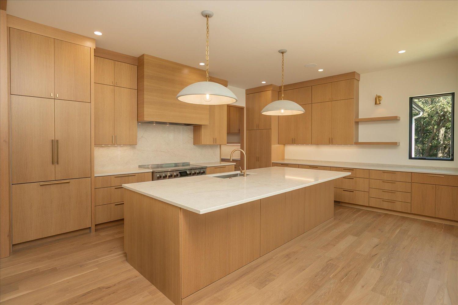 13-12-Kitchen.jpg