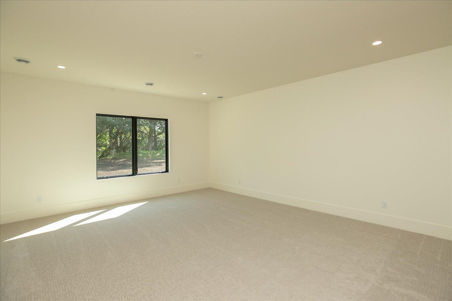53-51-Bedroom.jpg