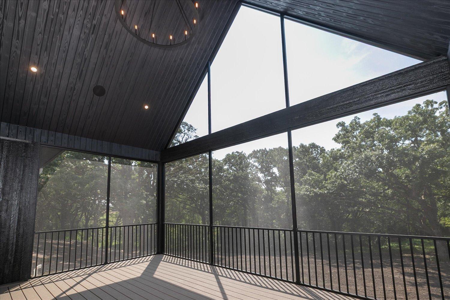 60-73-Screened Porch.jpg