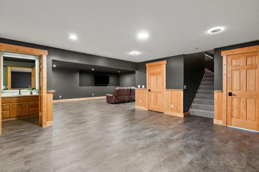 7800 Kimbro Avenue N, Stillwater, MN 55082
