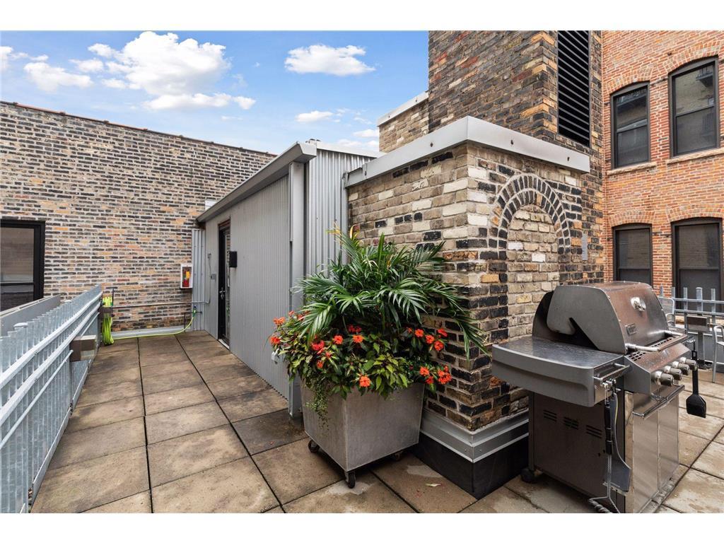 Roof Patio