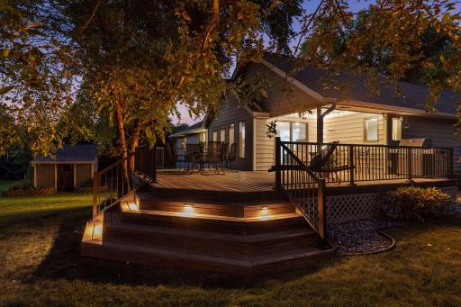 1736 White Oak Drive, Chaska, MN 55318