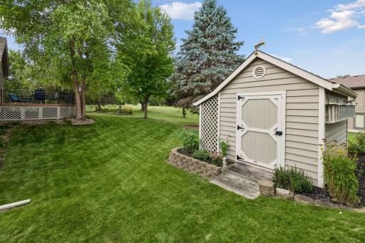 1736 White Oak Drive, Chaska, MN 55318