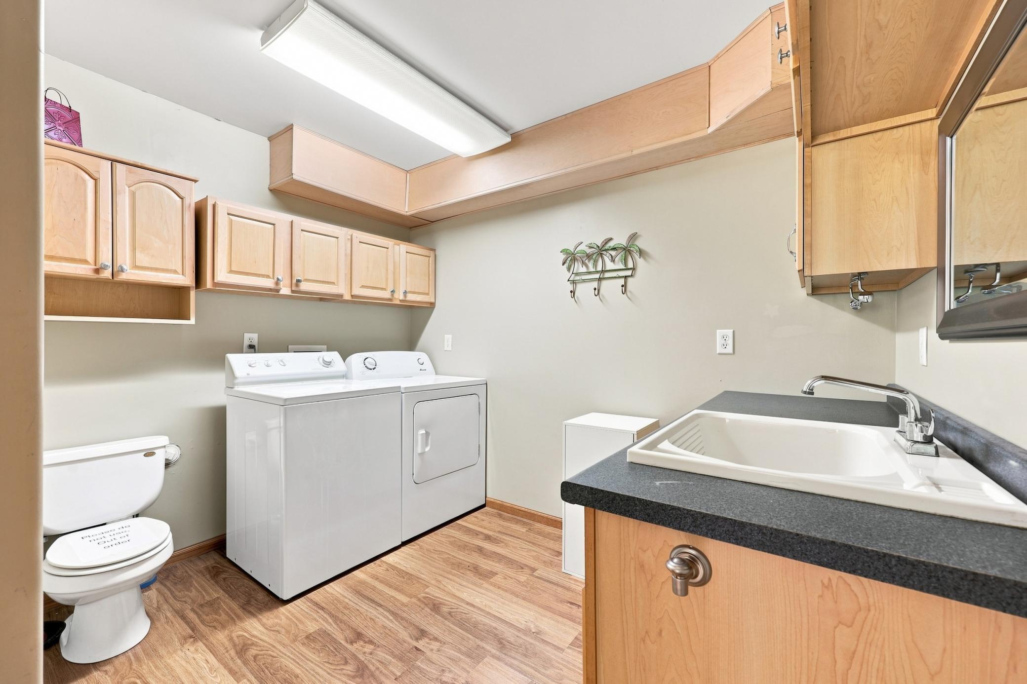 Laundry/Bathroom