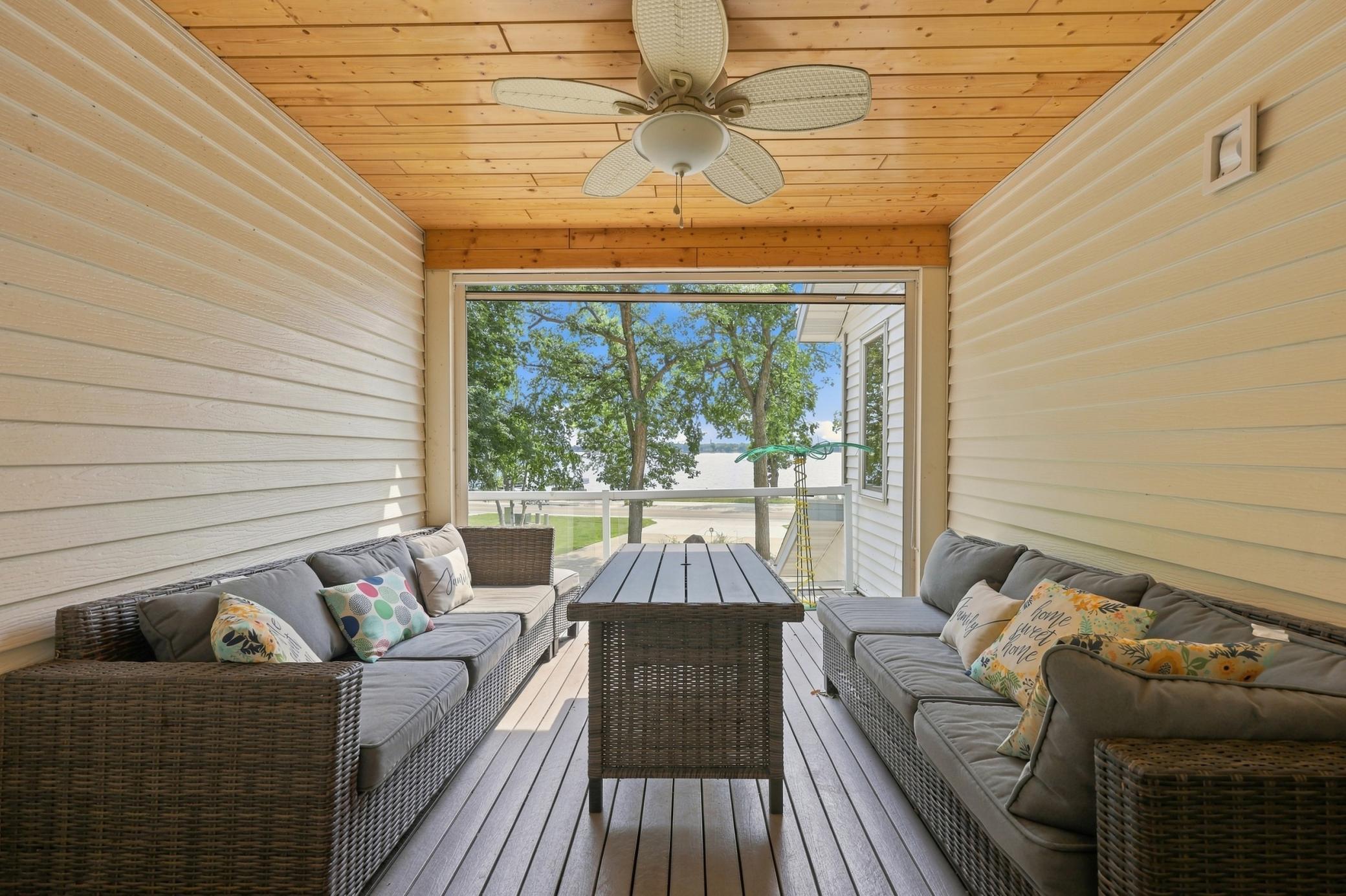 Upstairs covered porch