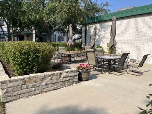 2720 Dale Street N, C113, Roseville, MN 55113