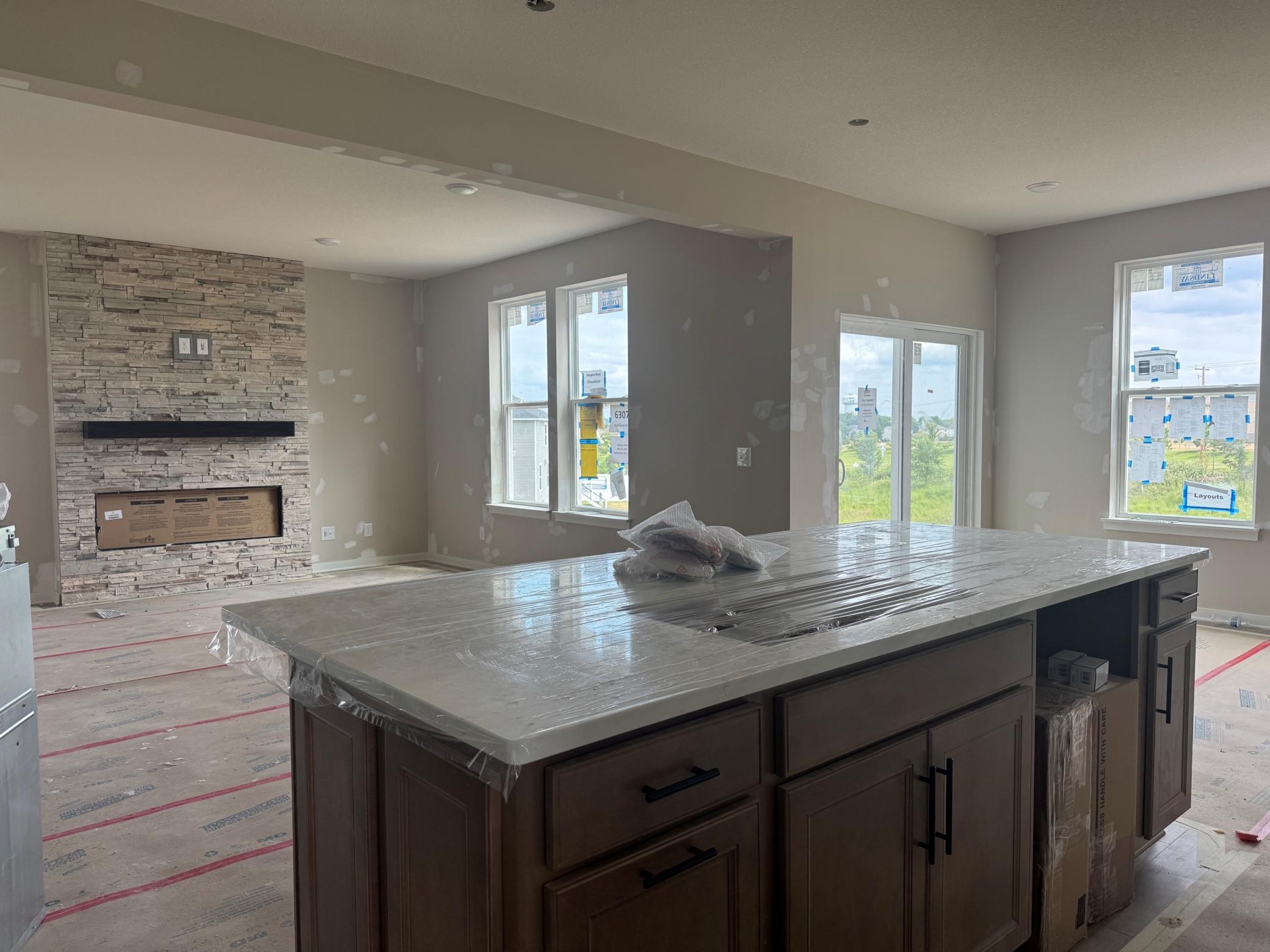 6307 Highland Hills Kitchen 2.jpg