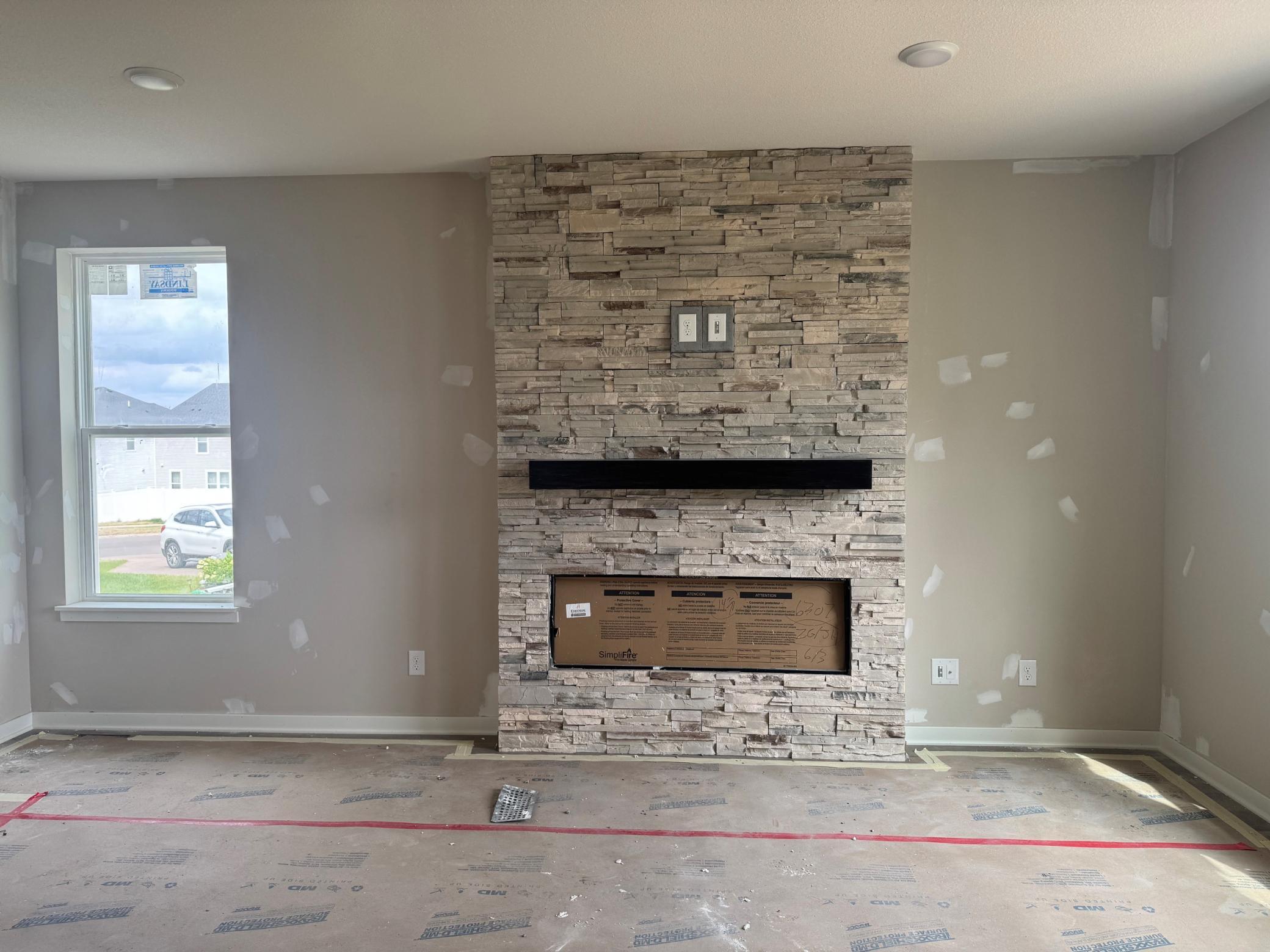 6307 Highland Hills Gathering Room.jpg
