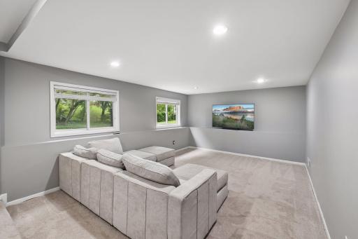 4747 Burr Oak Street, Eagan, MN 55122