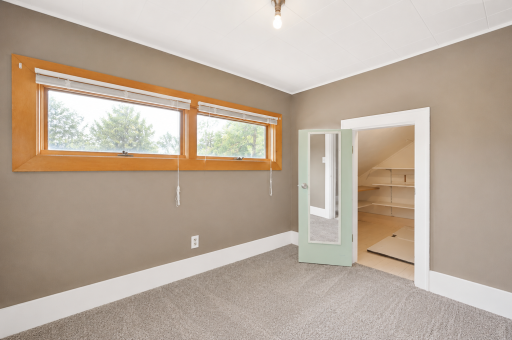 601 Summit Avenue NE, Staples, MN 56479