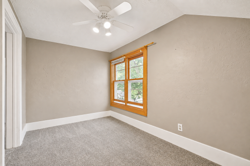 601 Summit Avenue NE, Staples, MN 56479