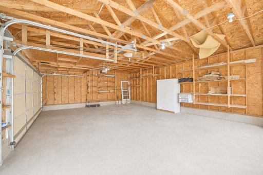 601 Summit Avenue NE, Staples, MN 56479