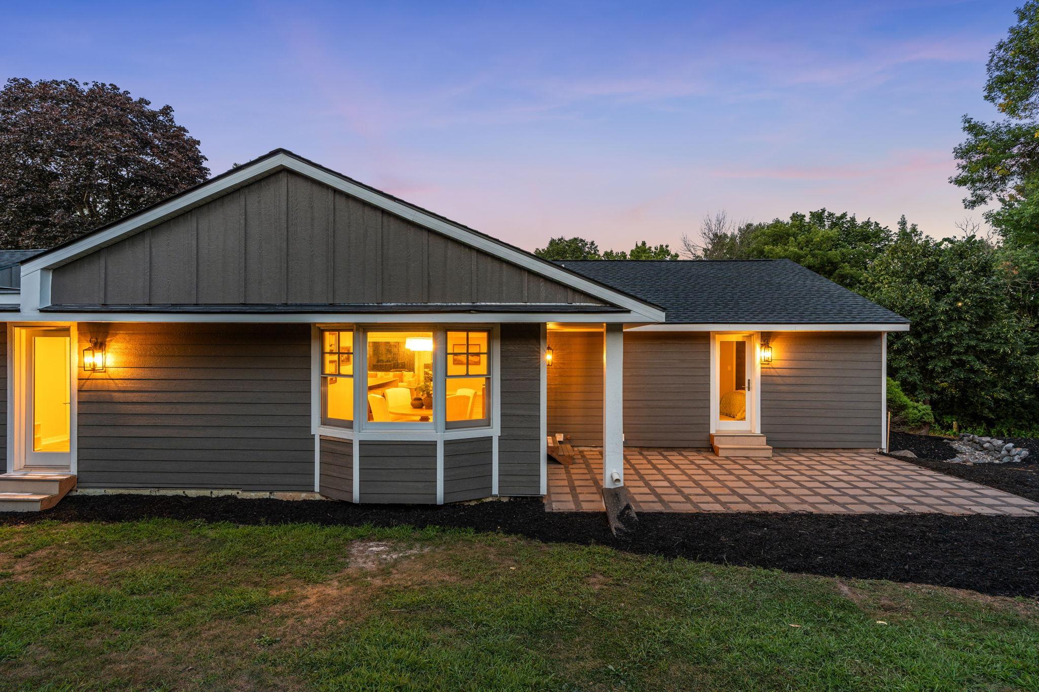 5-web-or-mls-Twilight 5.jpg