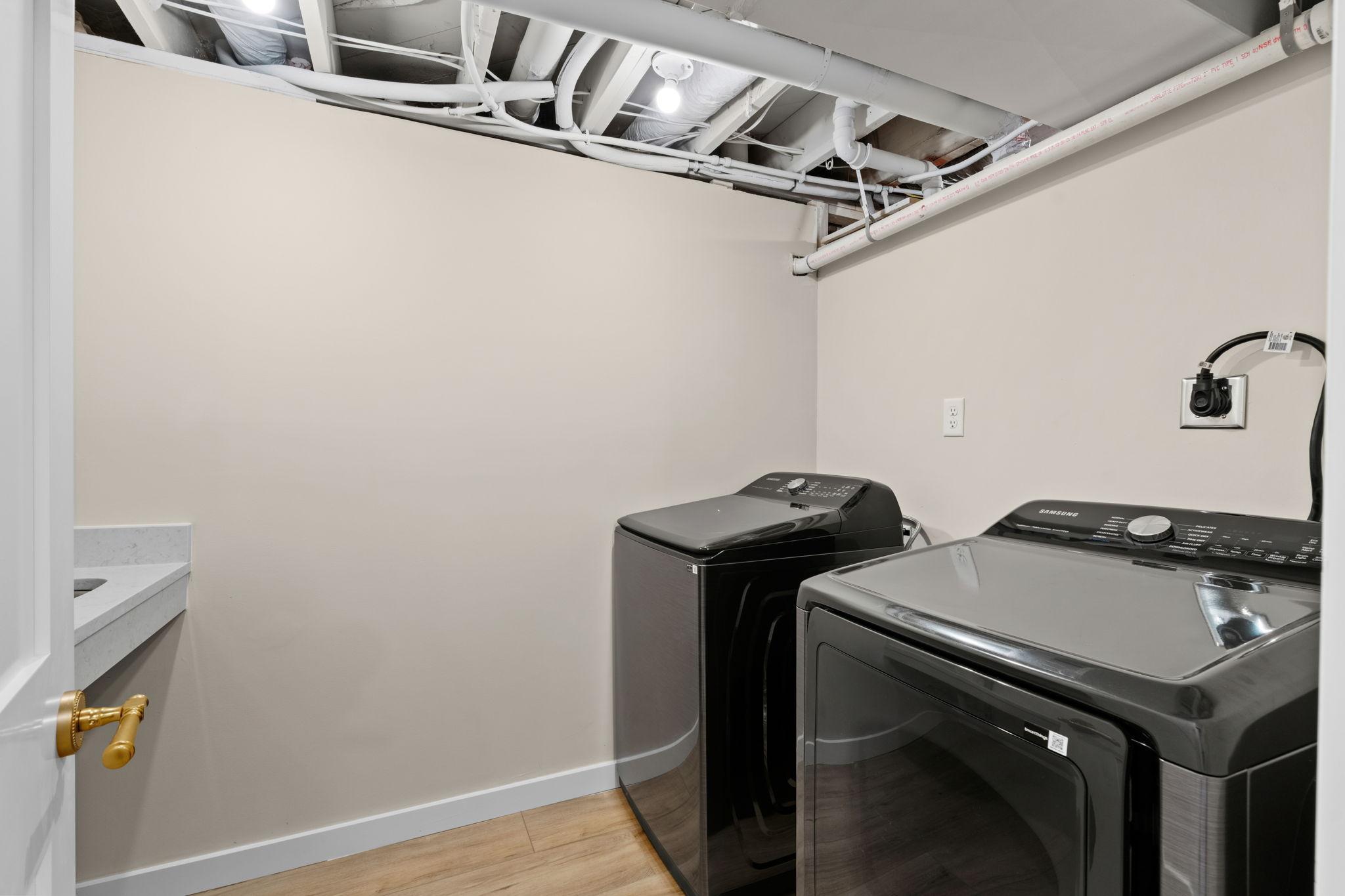 78-web-or-mls-11934 James Rd-70.jpg
