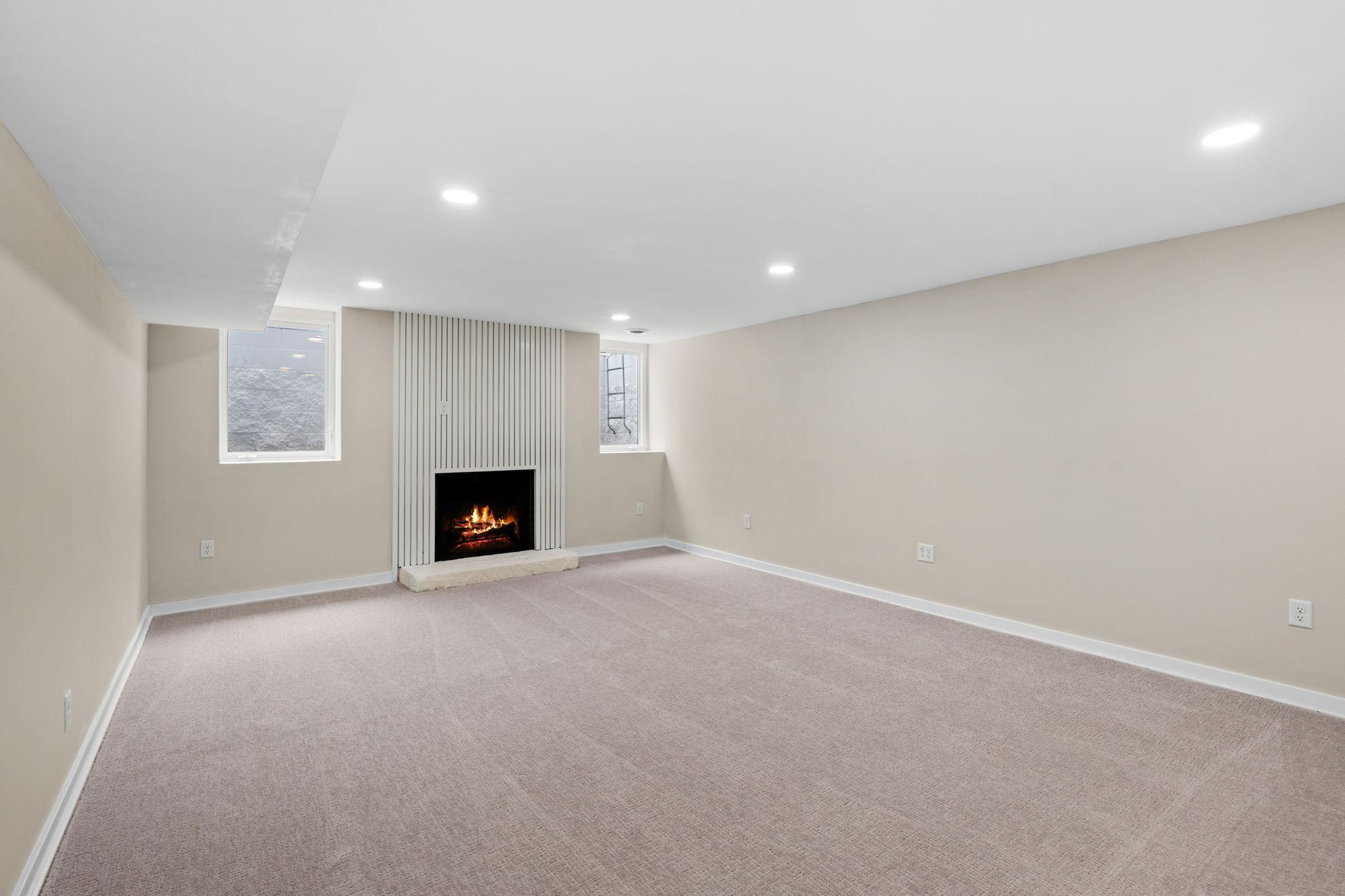 64-web-or-mls-11934 James Rd-56.jpg