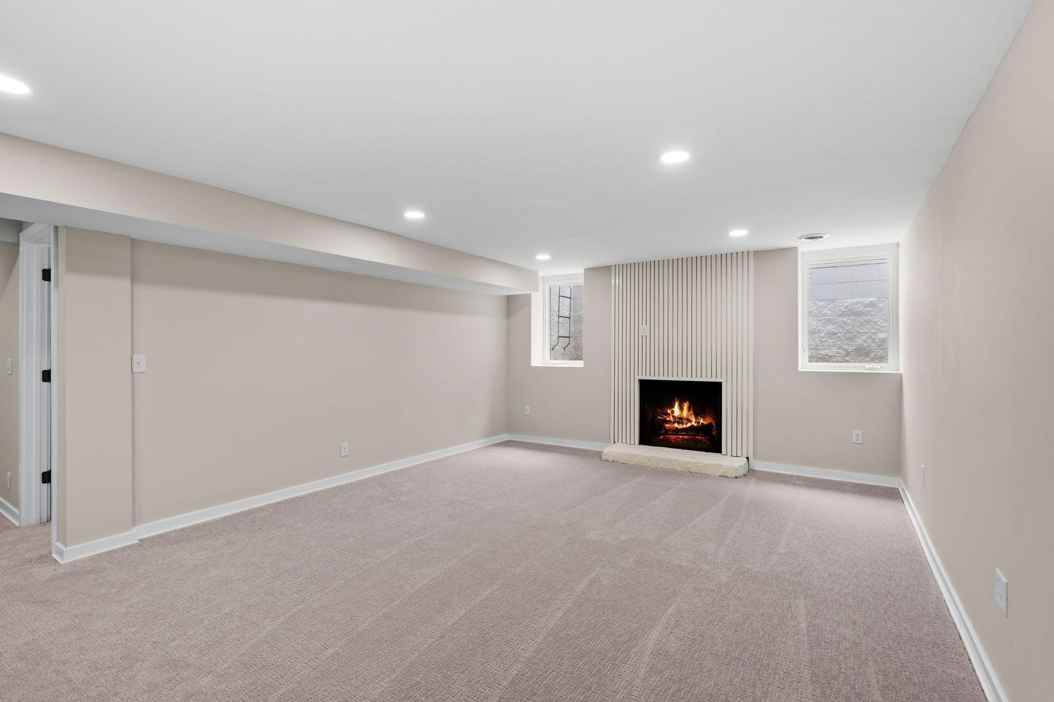 65-web-or-mls-11934 James Rd-57.jpg