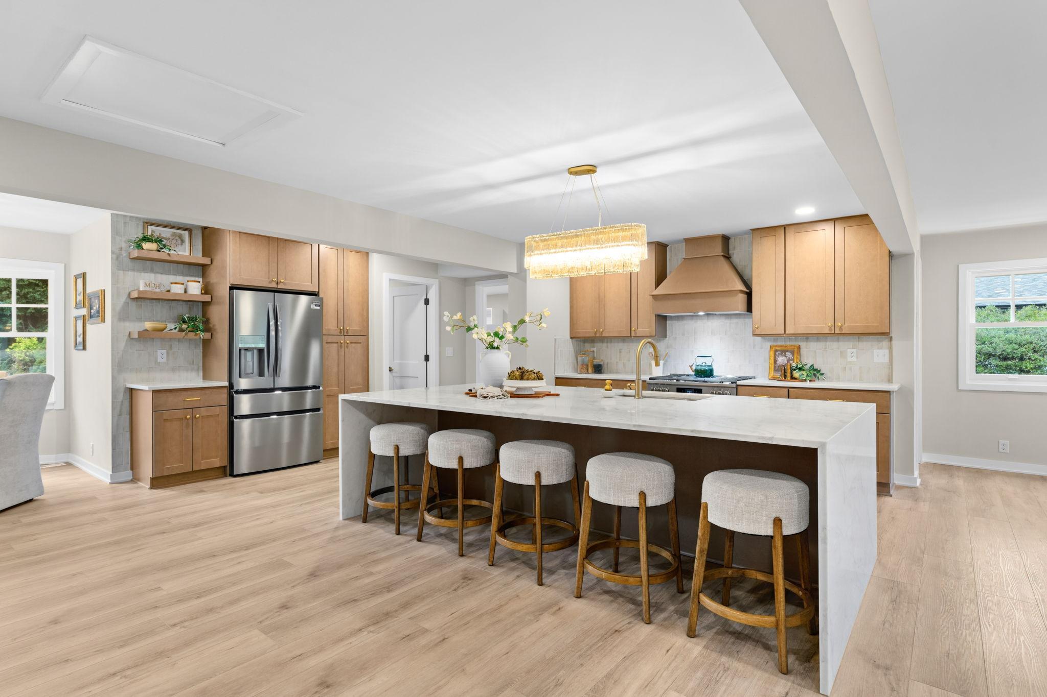 38-web-or-mls-11934 James Rd-30.jpg