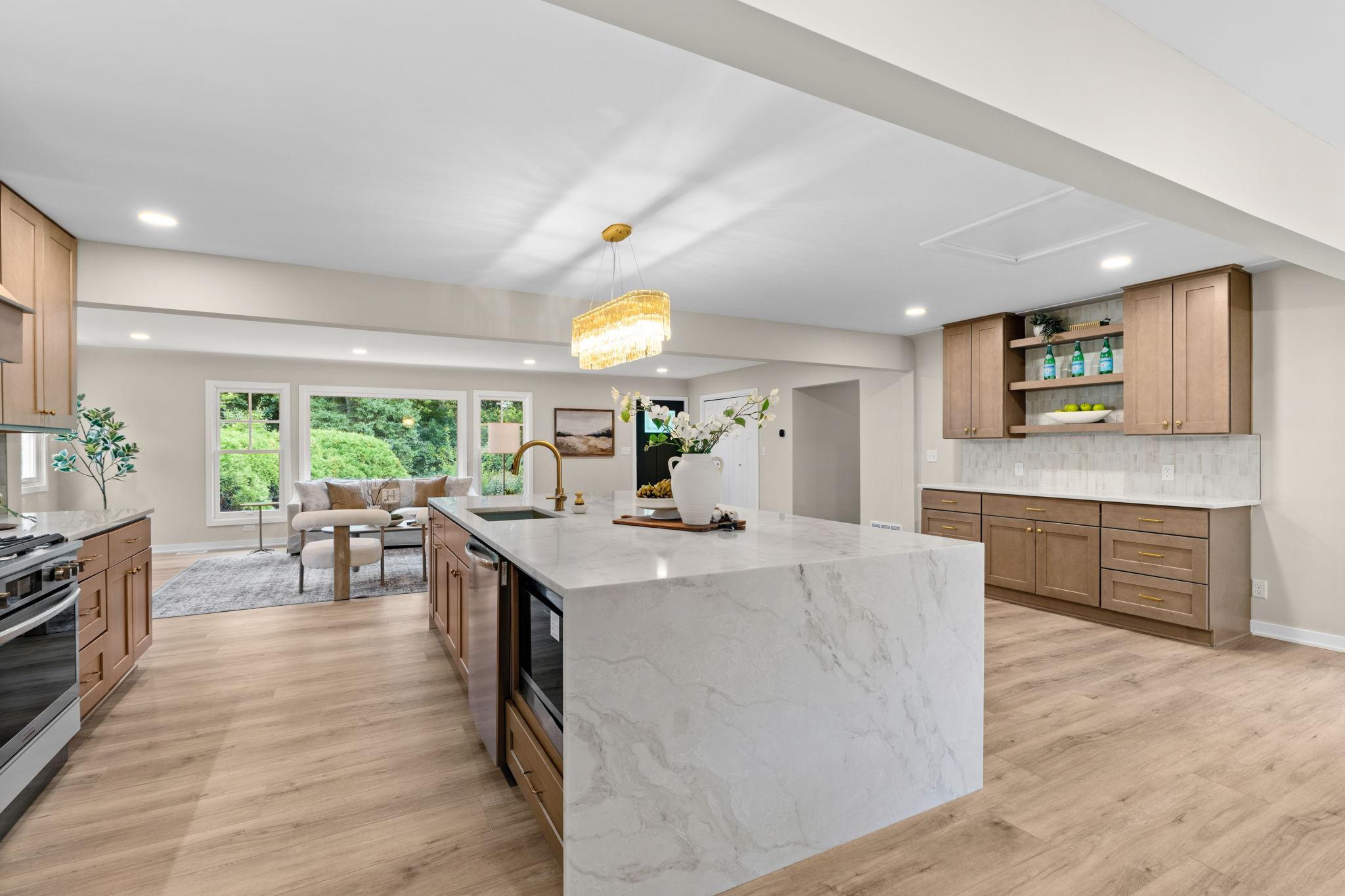 42-web-or-mls-11934 James Rd-34.jpg