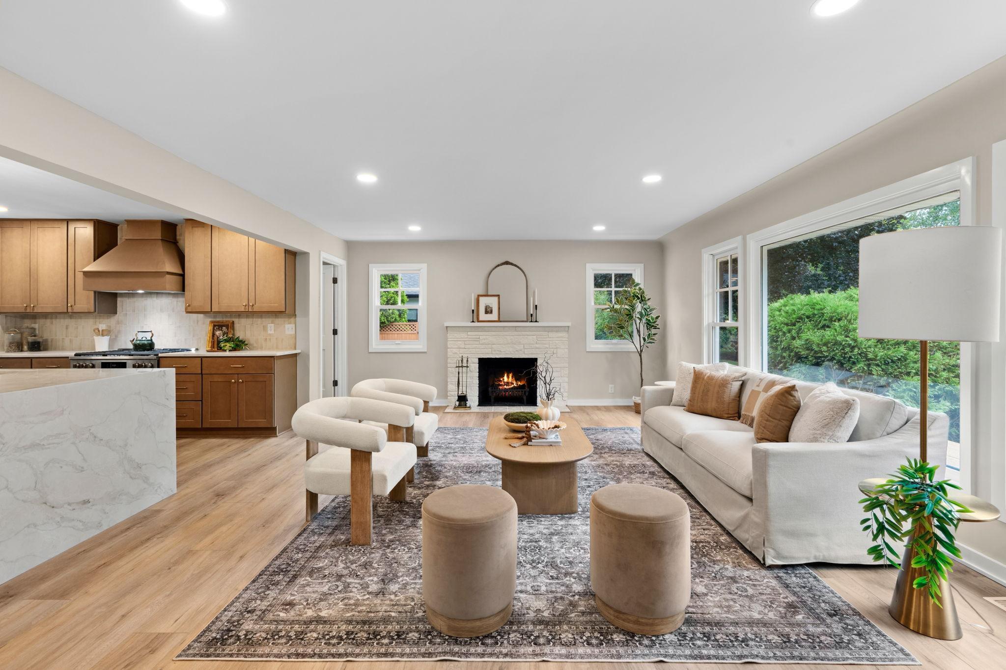 33-web-or-mls-11934 James Rd-25.jpg