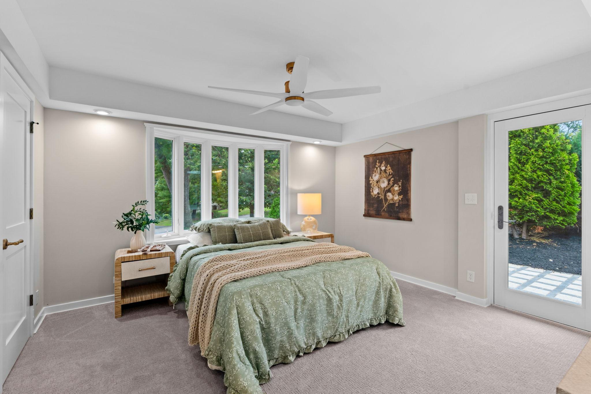 52-web-or-mls-11934 James Rd-44.jpg