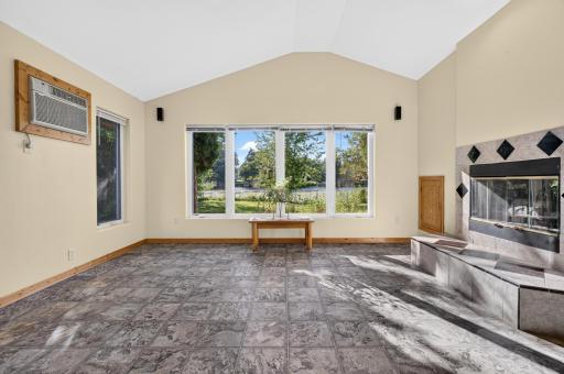 313 - Living room