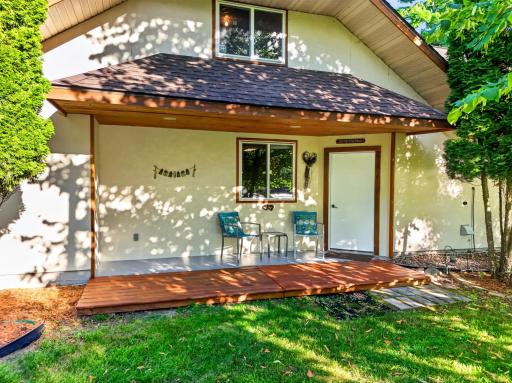 313 - Covered porch with water view