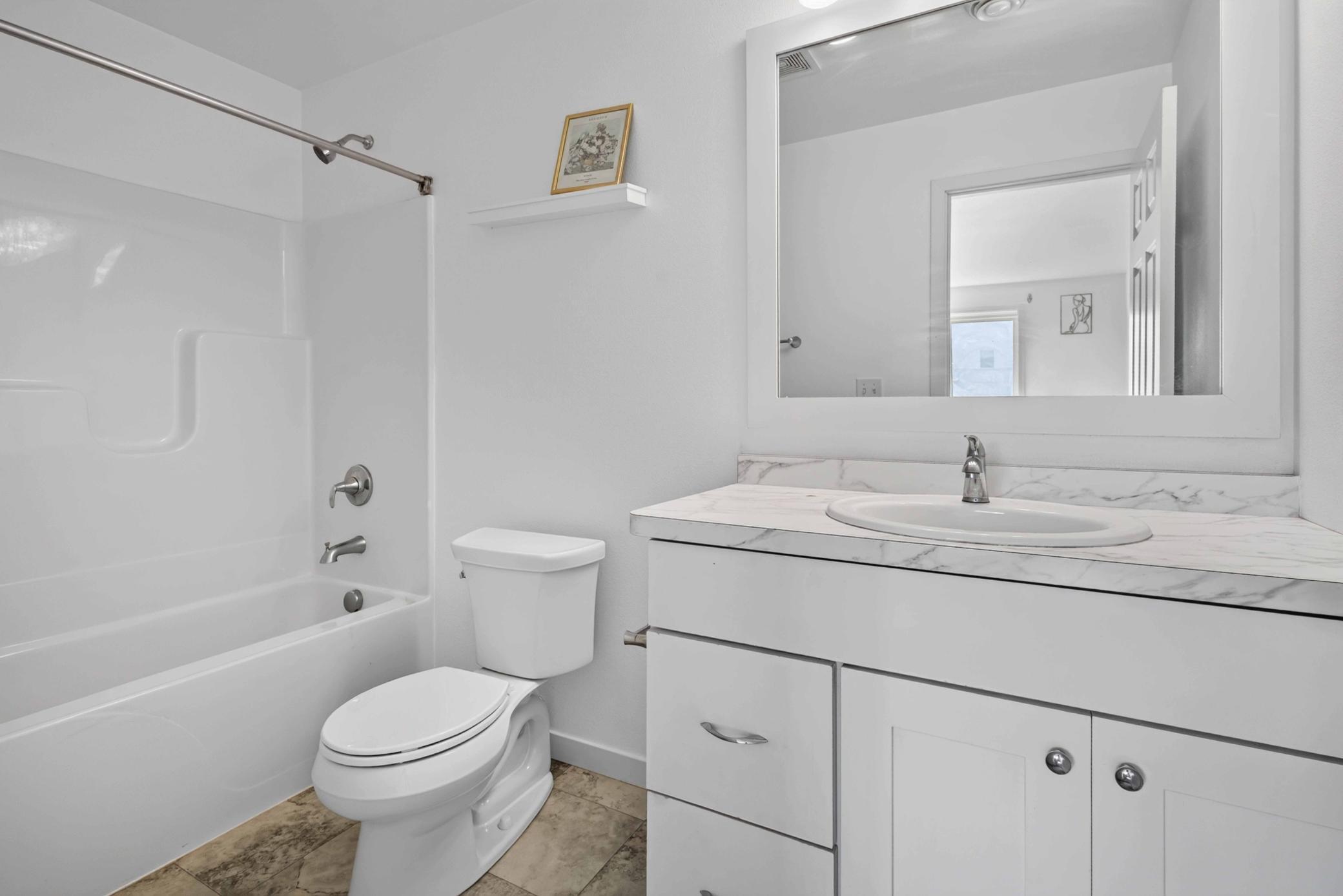 Full Ensuite Bath
