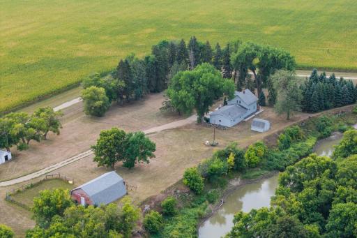 16823 53rd Street SE, Kindred, ND 58051