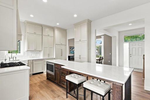 315 William Lake Shore Drive, Waconia, MN 55387