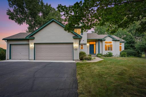 315 William Lake Shore Drive, Waconia, MN 55387