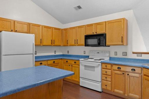 7559 Derby Lane, Shakopee, MN 55379