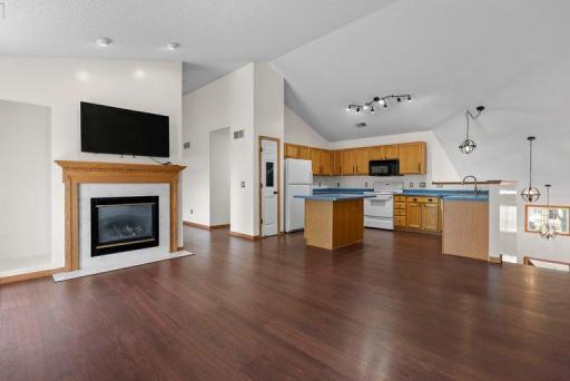 7559 Derby Lane, Shakopee, MN 55379