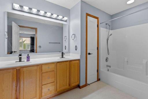7559 Derby Lane, Shakopee, MN 55379